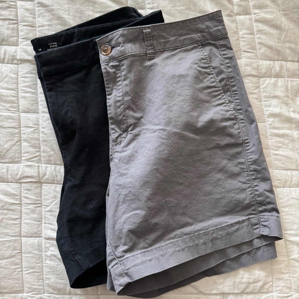 Old Navy Bundle Women’s L 12/14 Trouser Shorts